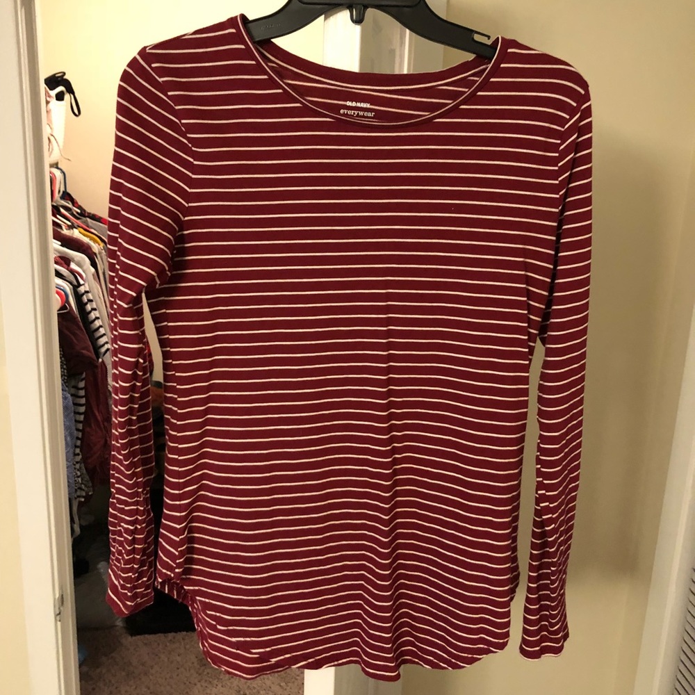 Old navy striped t-shirt